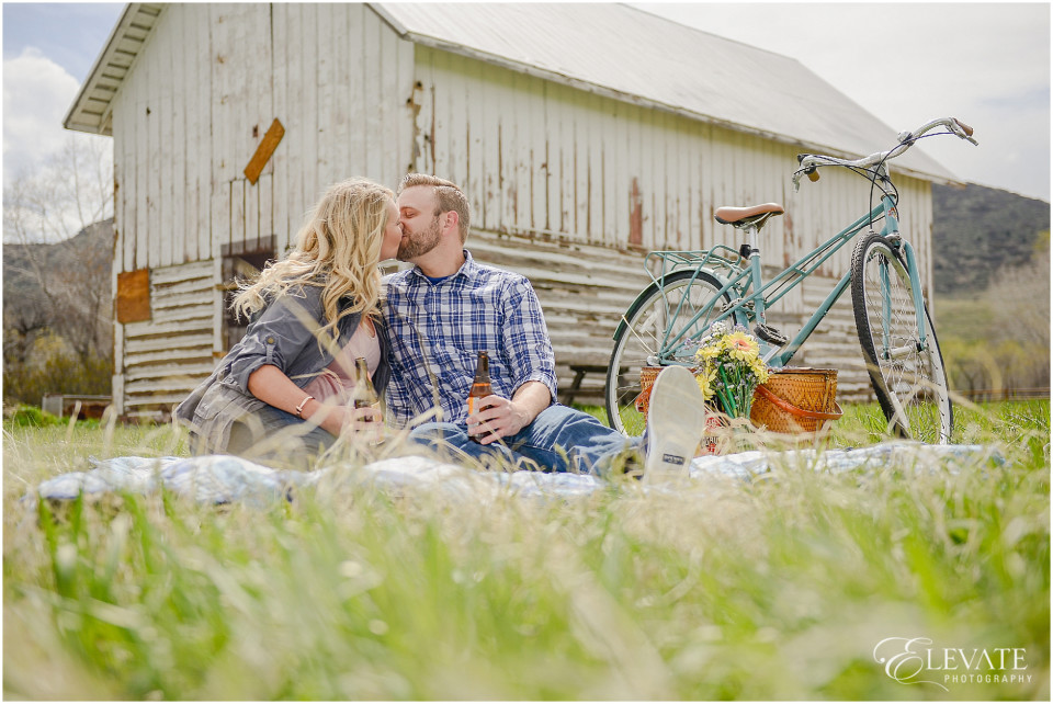 Vintage Themed Engagement Photos_0003