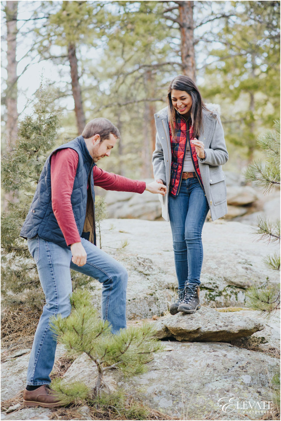 evergreen-engagement-session-winter_0008