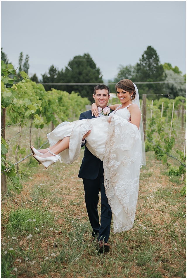 Two-Rivers-Winery-Chelsea-Kevin-Wedding_0017